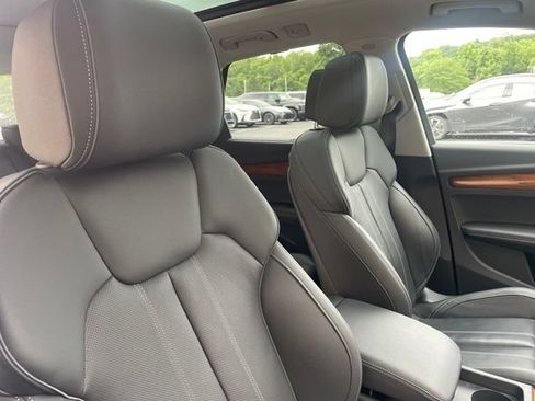 Used 2023 Audi Q5 2.0T Premium Plus AWD/4WD image 7