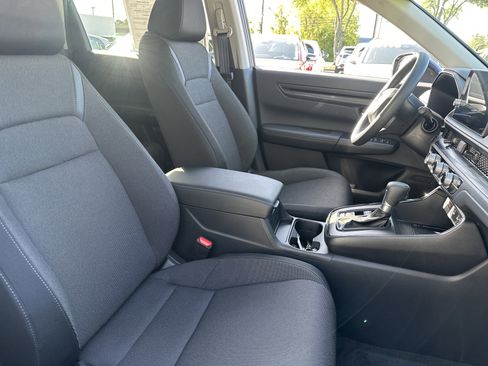 Used 2026 Honda CR-V EX image 13
