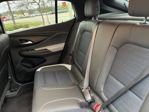 Used 2024 Buick Envista Preferred w/ Convenience II Package image 13