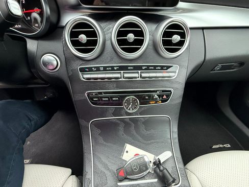 Used 2017 Mercedes-Benz C 300 Sedan image 21