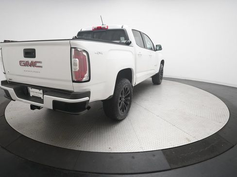 Used 2022 GMC Canyon Elevation w/ Elevation Premium Package AWD/4WD image 14