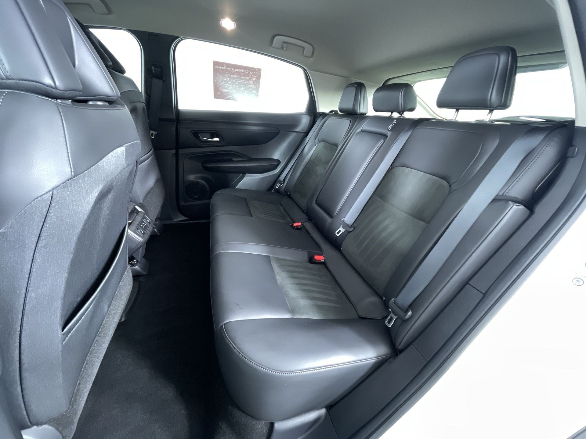 Certified 2024 Nissan Ariya AWD image 22