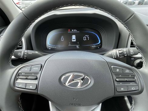 New 2026 Hyundai Venue SEL image 19