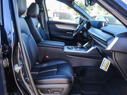 New 2026 MAZDA CX-90 Plug-In Hybrid w/ Premium Plus image 18