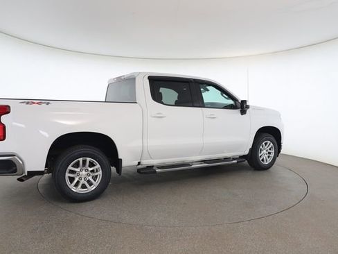 Used 2021 Chevrolet Silverado 1500 LT image 21