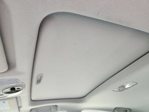 Used 2012 Toyota Prius Three w/ Solar Roof Pkg FWD image 28