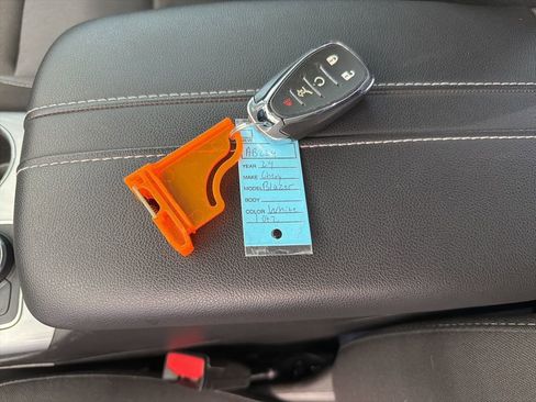 Used 2024 Chevrolet Blazer LT w/ Convenience Package image 11