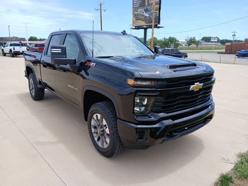 New 2026 Chevrolet Silverado 2500 Custom w/ Custom Value Package AWD/4WD image 21