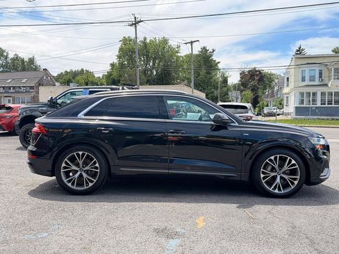 Used 2021 Audi Q8 Prestige w/ Prestige Package AWD/4WD image 4