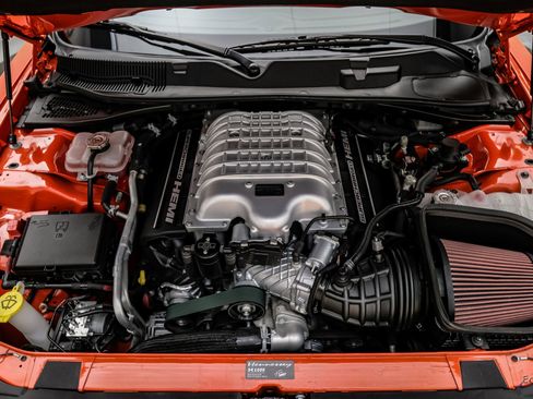 Used 2022 Dodge Challenger SRT Hellcat image 3