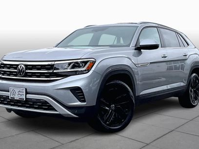 Certified 2022 Volkswagen Atlas Cross Sport SE w/ Black Wheel Package