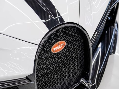Used 2022 Bugatti Chiron Pur Sport image 31
