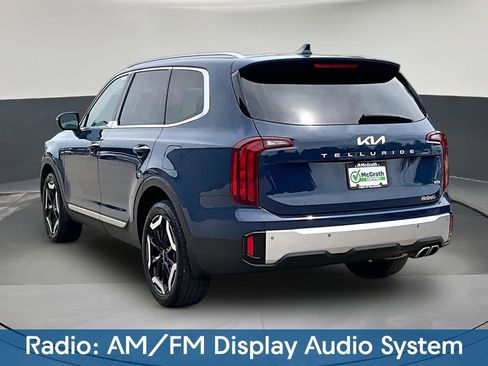 Used 2024 Kia Telluride S AWD/4WD image 5