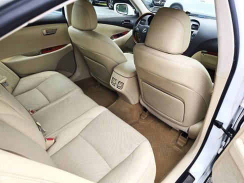 Used 2011 Lexus ES 350 FWD image 26
