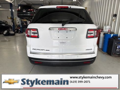 Used 2017 GMC Acadia Limited SLT image 12