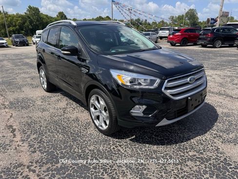 Used 2018 Ford Escape Titanium w/ Ford Safe & Smart Package AWD/4WD image 4