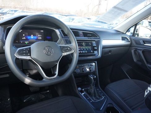 Used 2022 Volkswagen Tiguan S image 25
