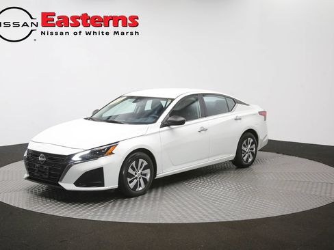 Used 2024 Nissan Altima 2.5 S FWD image 54