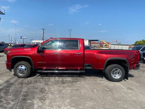 Used 2021 Chevrolet Silverado 3500 High Country AWD/4WD image 2