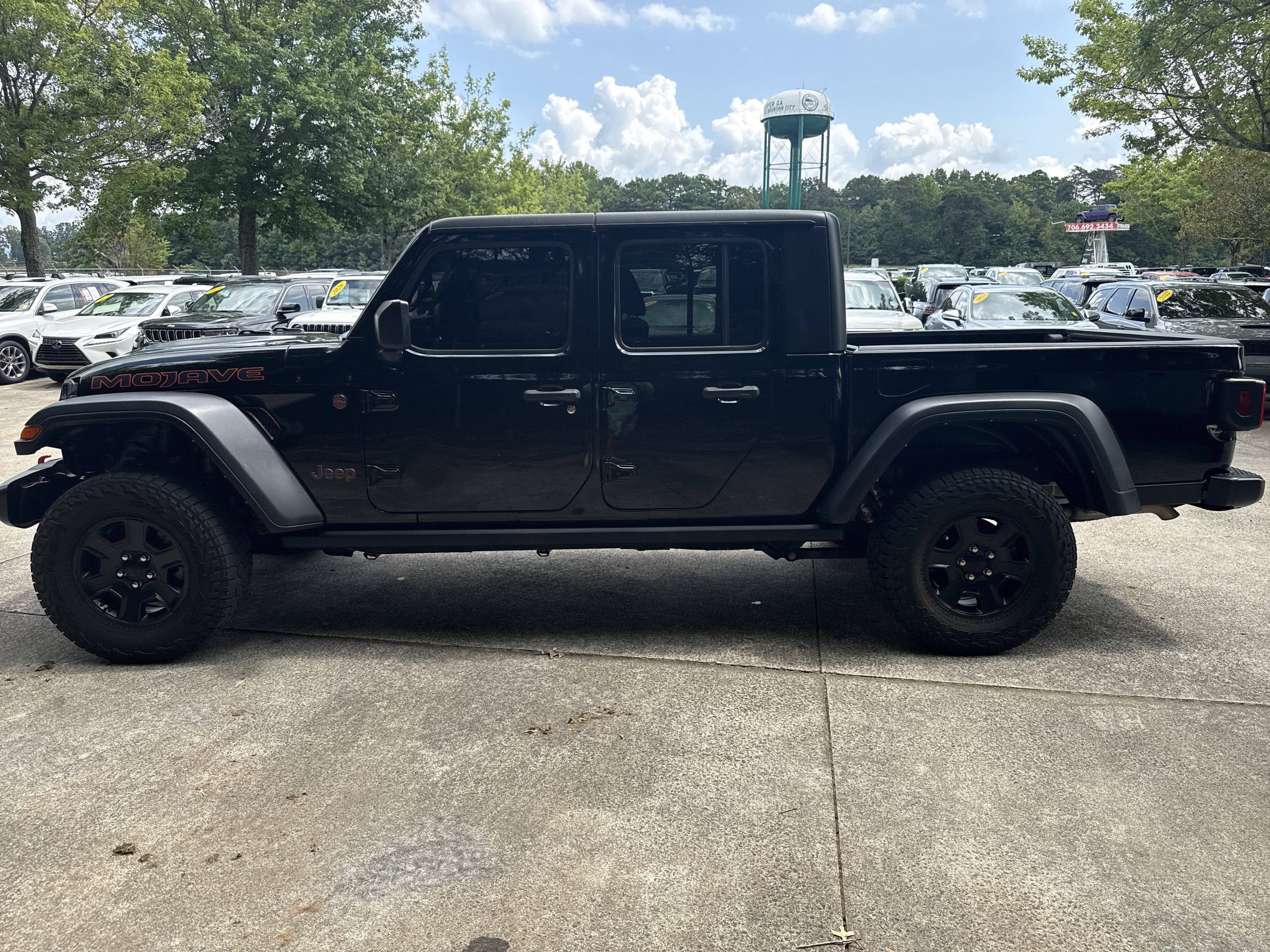 Used 2023 Jeep Gladiator Mojave w/ Trailer Tow Package AWD/4WD image 4