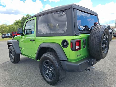 Used 2025 Jeep Wrangler Sport image 4