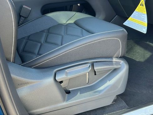 New 2026 Volkswagen Atlas SE image 10