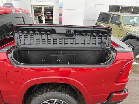 New 2026 RAM 1500 Laramie AWD/4WD image 6