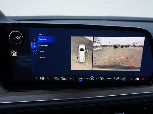 New 2026 Chevrolet Suburban High Country image 20