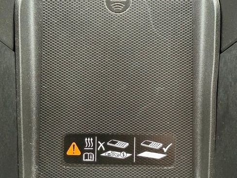 Used 2023 GMC Sierra 1500 AT4X image 26