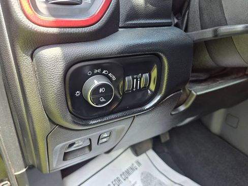Used 2019 RAM 1500 Rebel AWD/4WD image 12