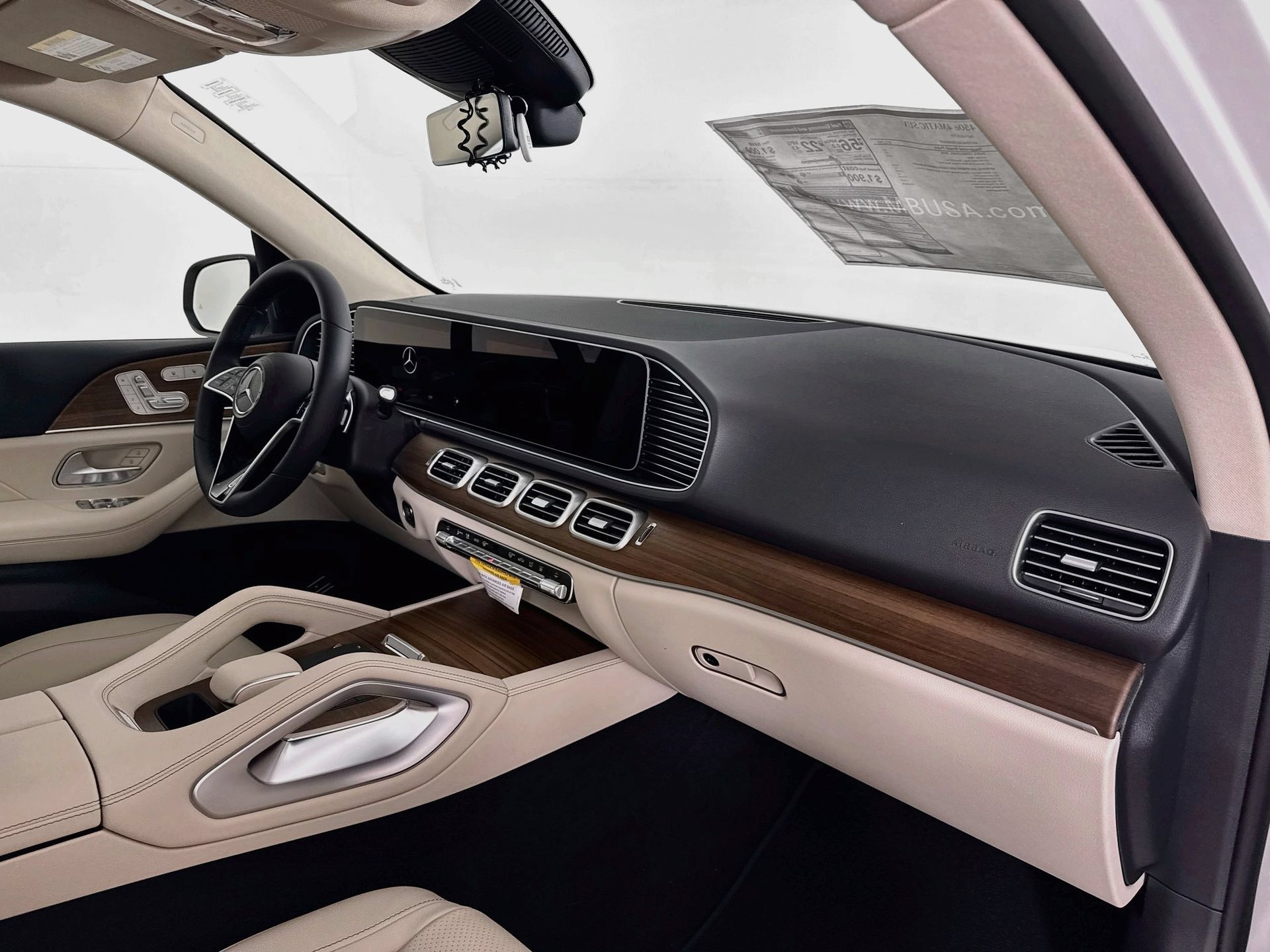 New 2026 Mercedes-Benz GLE 450e 4MATIC image 31