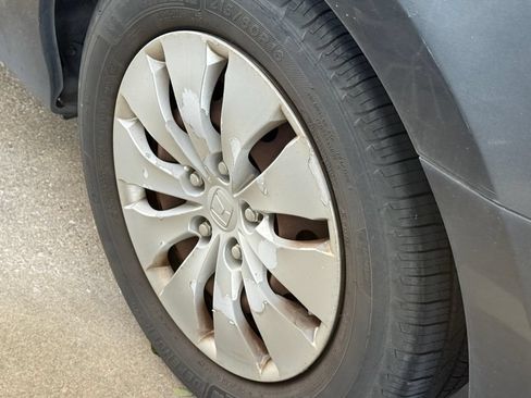 Used 2010 Honda Accord LX image 8