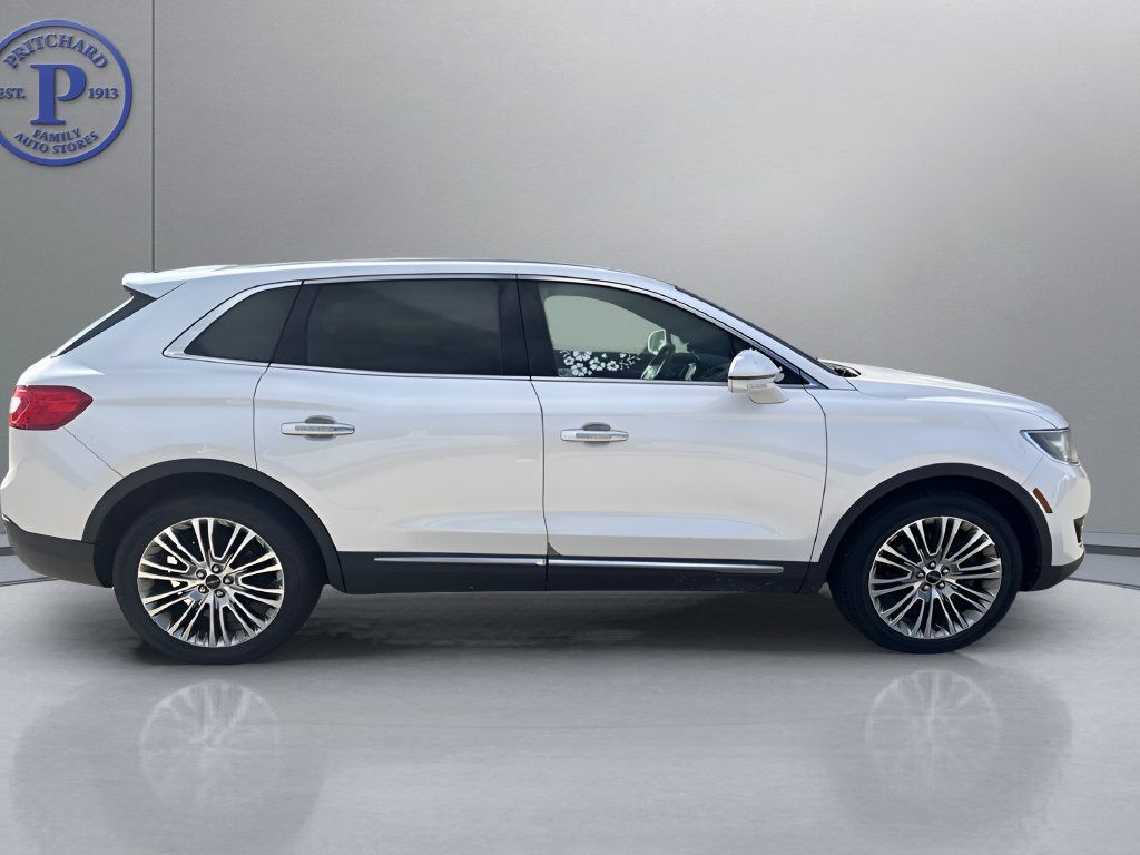 Used 2018 Lincoln MKX Reserve AWD/4WD image 8