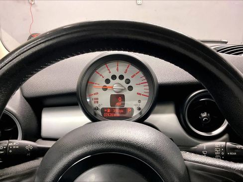 Used 2013 MINI Cooper Clubman image 21