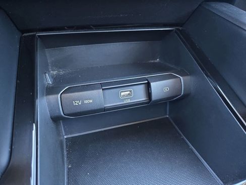 Certified 2022 Kia Telluride LX image 29