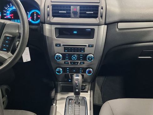 Used 2011 Ford Fusion SE image 14