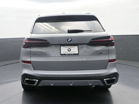 Used 2024 BMW X5 xDrive40i w/ M Sport Package AWD/4WD image 6
