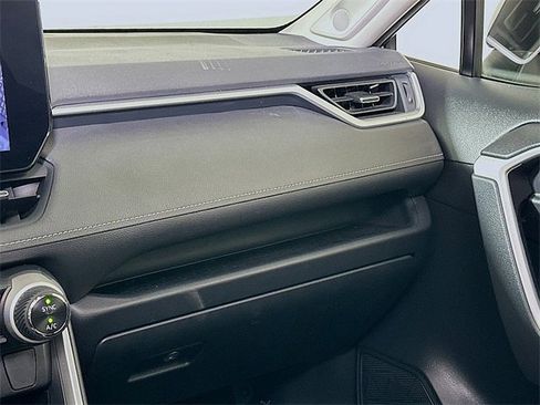 Used 2023 Toyota RAV4 XLE Premium image 25