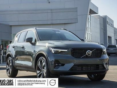 New 2026 Volvo XC40 B5 Ultra w/ Protection Package Premier