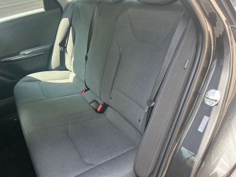 Used 2025 Kia K4 LXS image 33