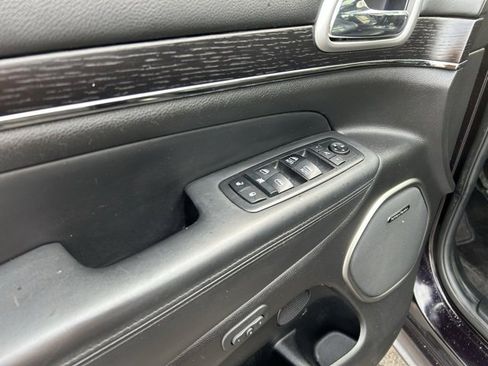 Used 2018 Jeep Grand Cherokee High Altitude image 29