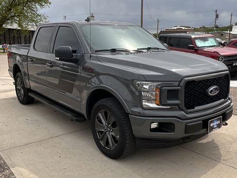 Used 2018 Ford F150 XLT w/ Equipment Group 302A Luxury AWD/4WD image 3