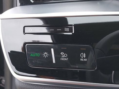 New 2026 Audi A8 L 3.0T AWD/4WD image 29