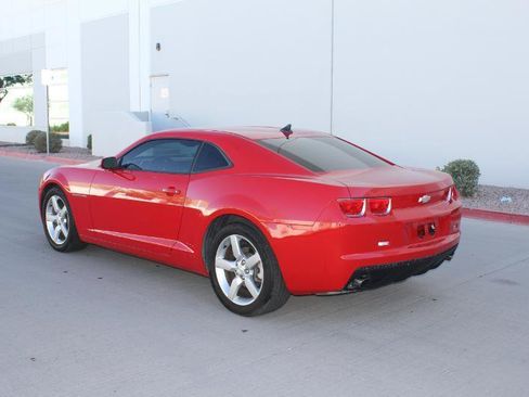 Used 2011 Chevrolet Camaro LT RWD image 7