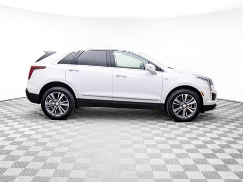 New 2026 Cadillac XT5 Premium Luxury image 7