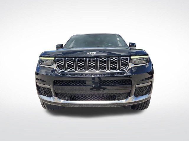 Used 2024 Jeep Grand Cherokee L Summit AWD/4WD image 3