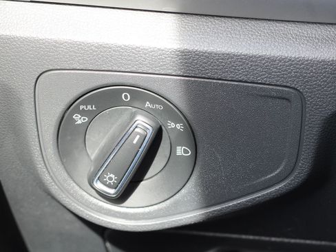 Used 2022 Volkswagen Atlas SEL Premium image 22