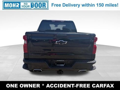 Used 2023 Chevrolet Silverado 1500 Custom Trail Boss w/ Midnight Edition AWD/4WD image 4