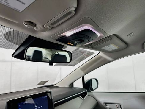 Certified 2025 Toyota Corolla LE FWD image 18