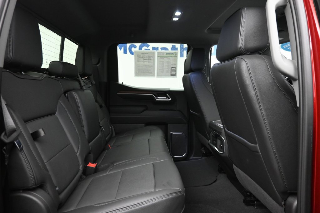 Used 2024 GMC Sierra 1500 Denali AWD/4WD image 10